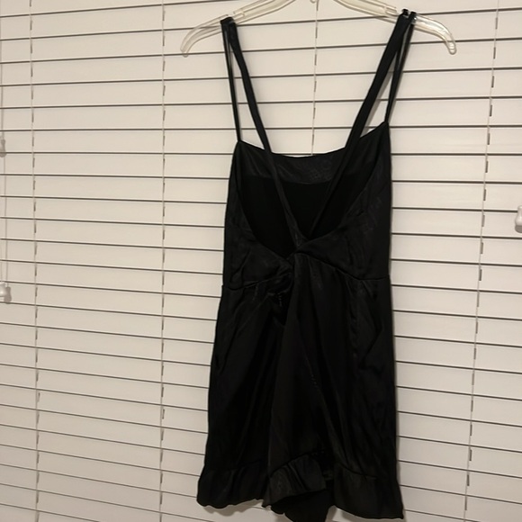 NWT Reiss Leila black dobby playsuit Sz10 - Picture 8 of 8